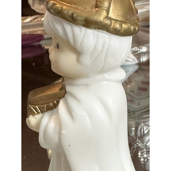 Vintage 10 Piece Juvenile Nativity Scene Fine Porcelain Figurines - Picture 6 of 9